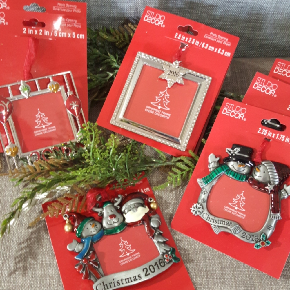 8 Christmas Picture Frame  Ornaments